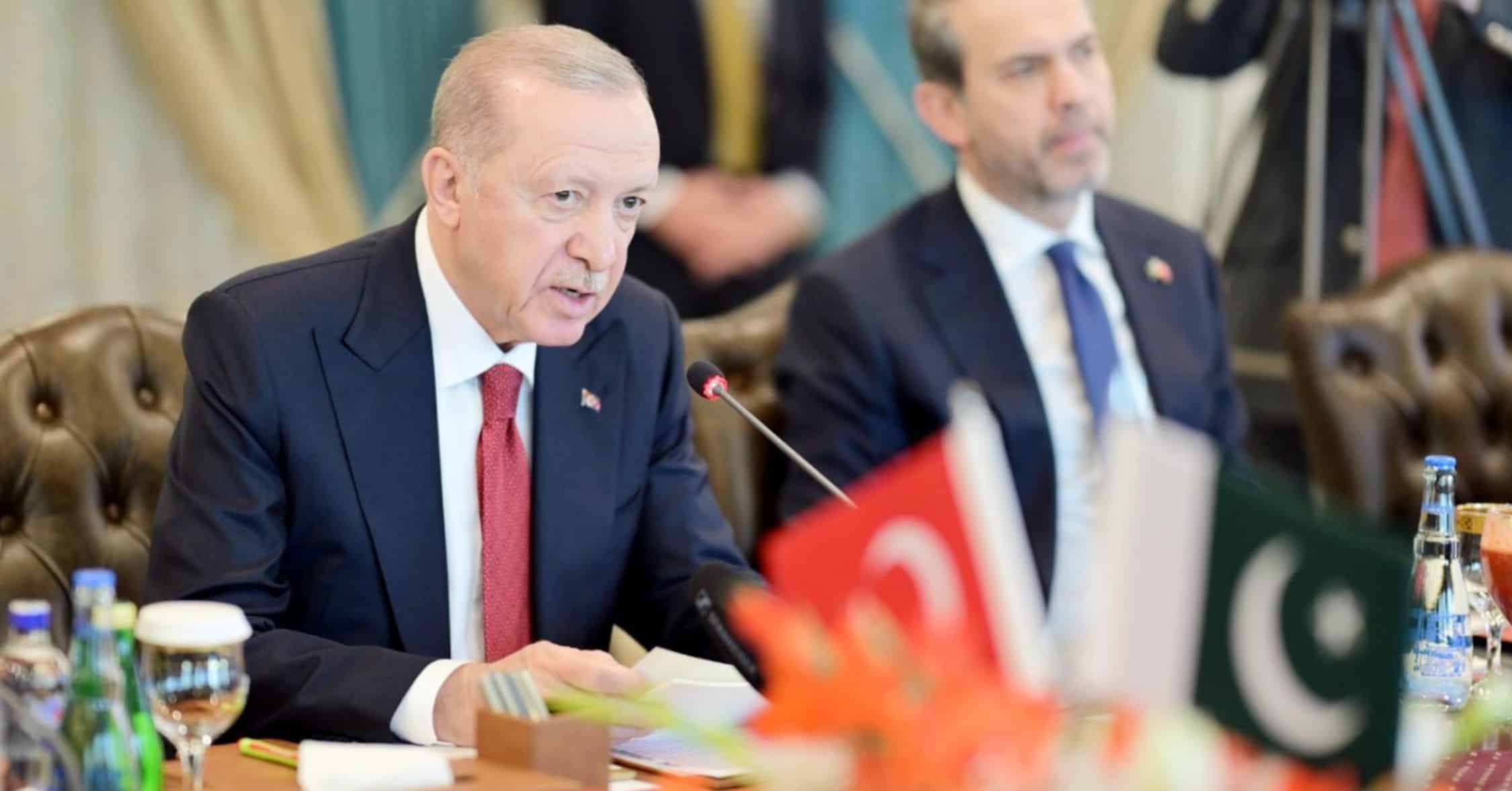 Erdogan to Meet Saudi Crown Prince, PM Shehbaz in Jeddah