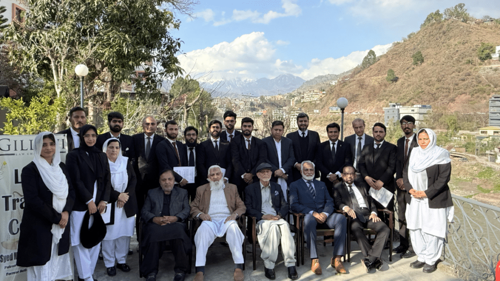 Gilani Law Chamber holds certificate distribution ceremony for trained lawyers