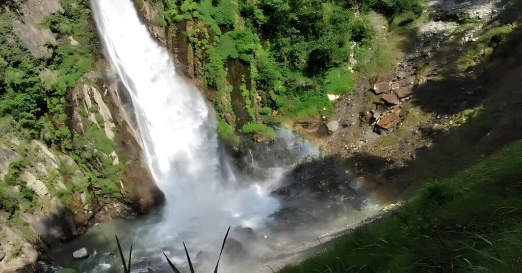 Chham waterfall car accident