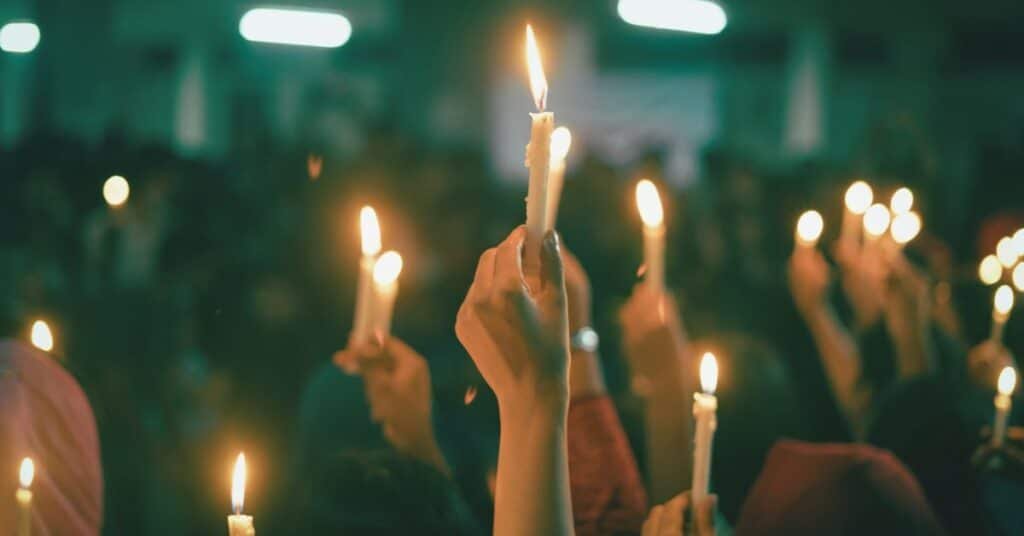 Kotli holds candlelight vigil for victims of Indian aggression