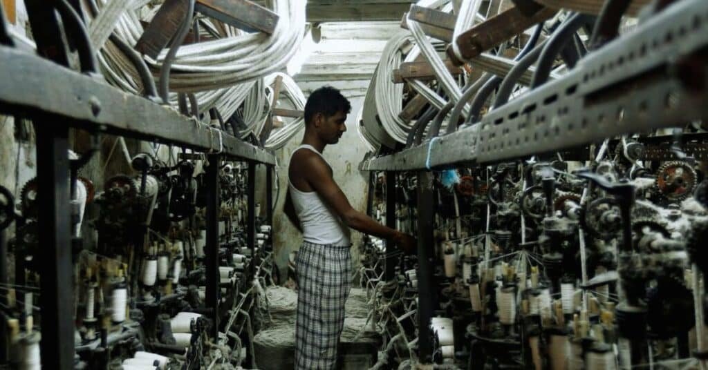 Labour Day observed in Pakistan as workers continue toil amid hardships