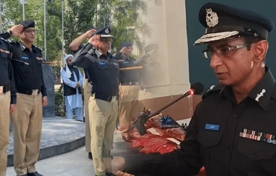 AJK police honors martyrs with grand ceremony in Muzaffarabad