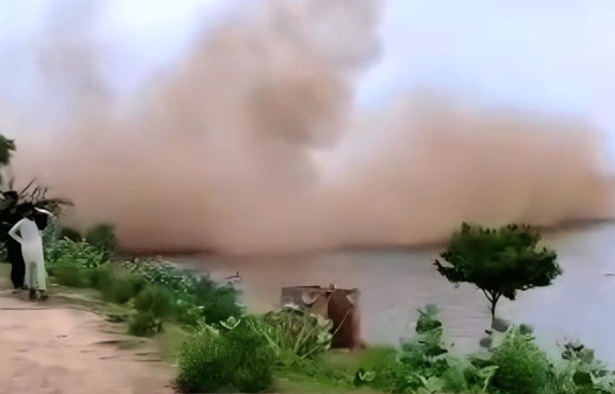Flood emergency declared in Punjab, explosives installed to break dam