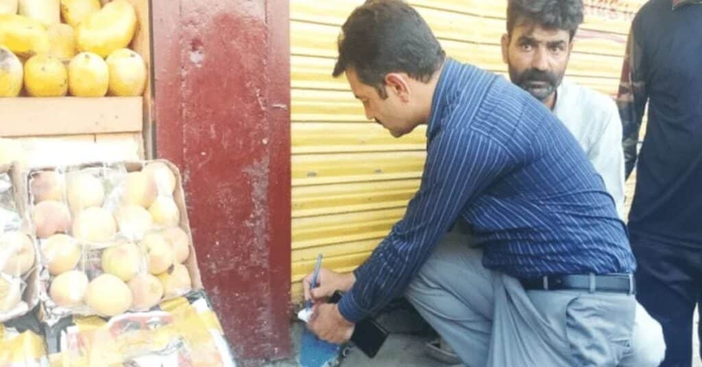 11 shopkeepers arrested over profiteering in Muzaffarabad, shops sealed