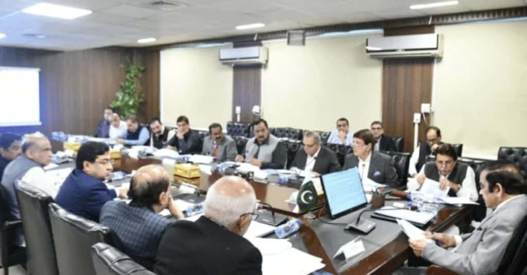Rana Sanaullah chairs second meeting on water usage charges in AJK