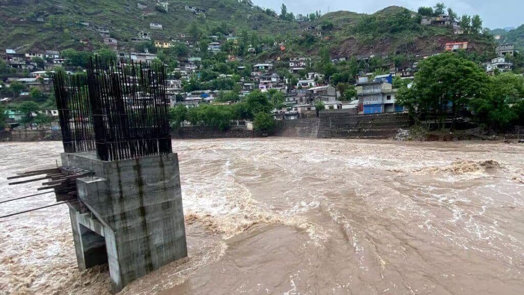 Flood declared in River Jhelum as water level crosses danger mark