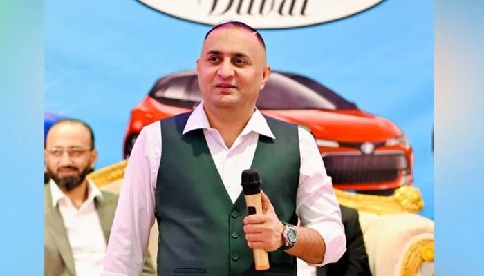 Aziz Dil