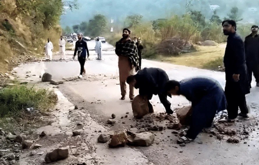 AJK residents reject JAAC protest call, several roads reopened