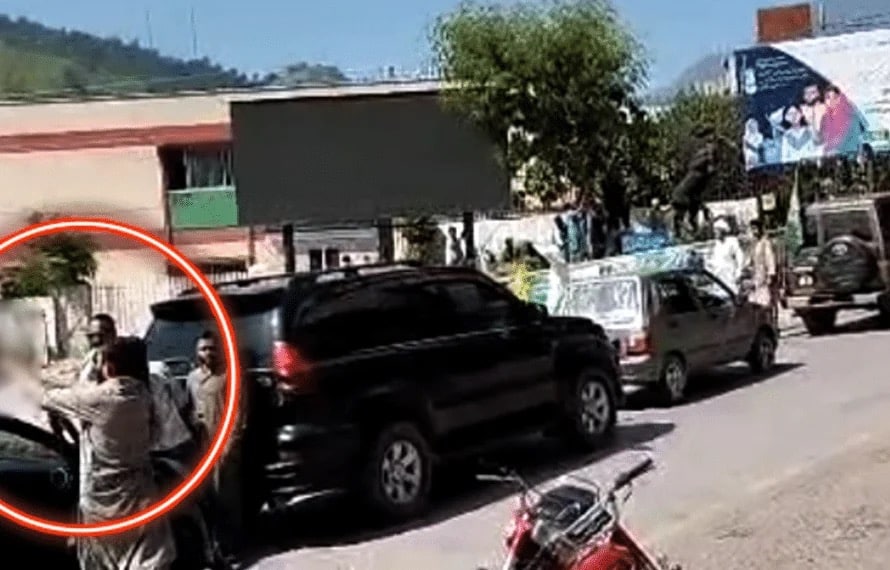 Tensions erupt in Muzaffarabad as Peace rally, JAAC come face to face