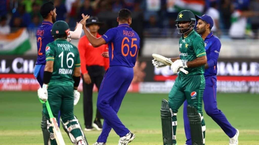 Asia Cup 2025: Pakistan sets 128-run target for India