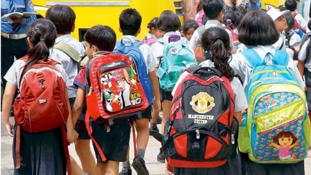 Students will soon stop carrying bags to school, Here's how