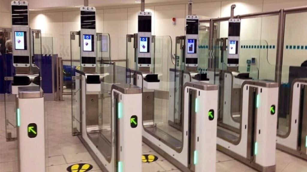 Pakistan to get Biometric E-gates to speed up immigration at airports