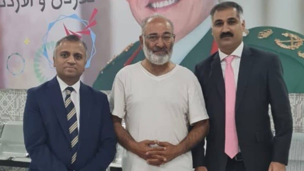 senator Mushtaq