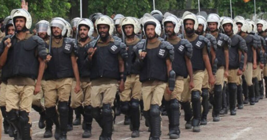 Pakistan, Saudi Arabia to Launch Joint Police Training Program