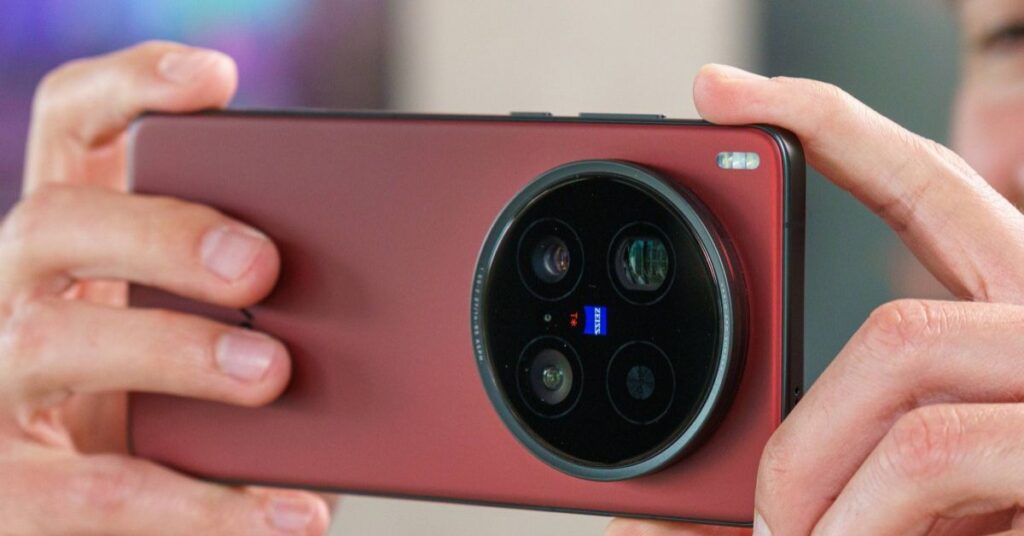 Vivo X300 Ultra gears up for global release with powerful specs