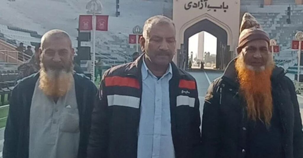 Three Pakistanis return home after release from Indian jail