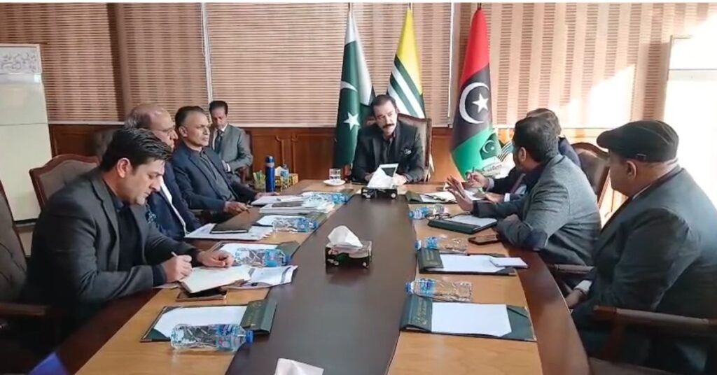 PM Faisal Rathore seeks urgent steps for BAJK upgrade, health card rollout