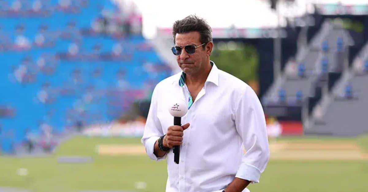 Wasim Akram announces huge reward for finding his missing puppy
