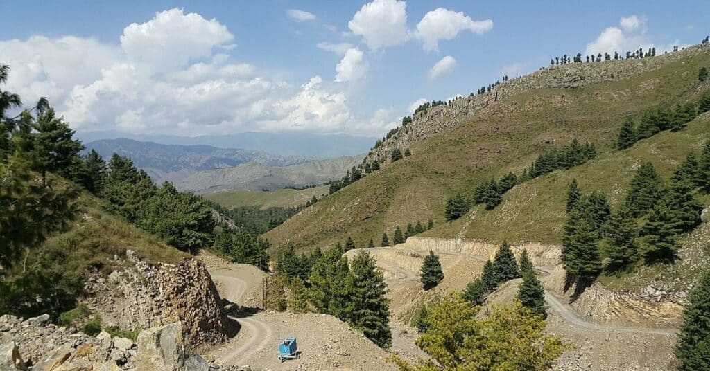 Rival Khawarij factions clash in Tirah Valley, four neutralised