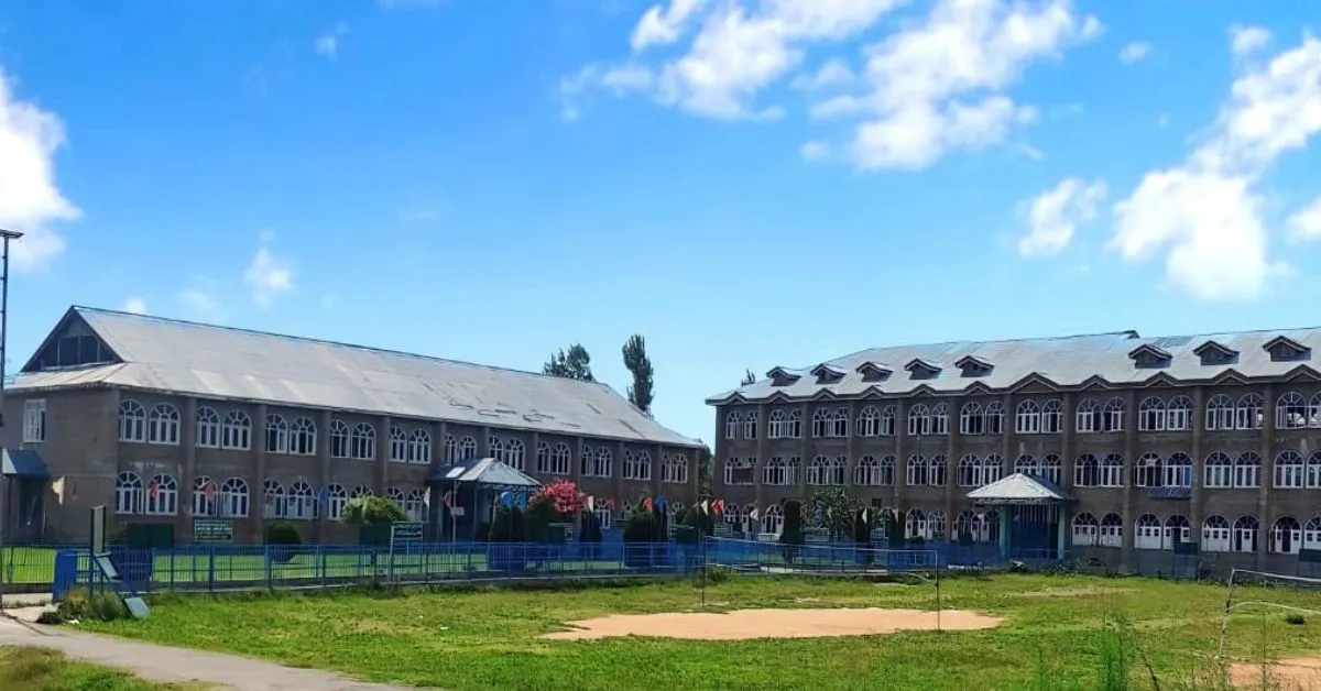 India declares renowned Islamic Seminary in Occupied Kashmir illegal after 25 years