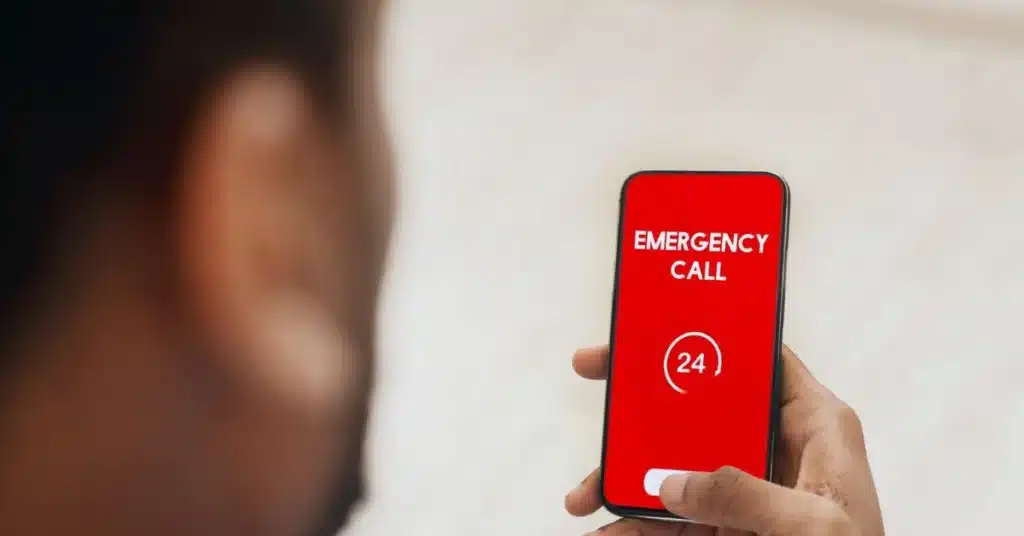 Govt launches dedicated emergency number for overseas Pakistanis