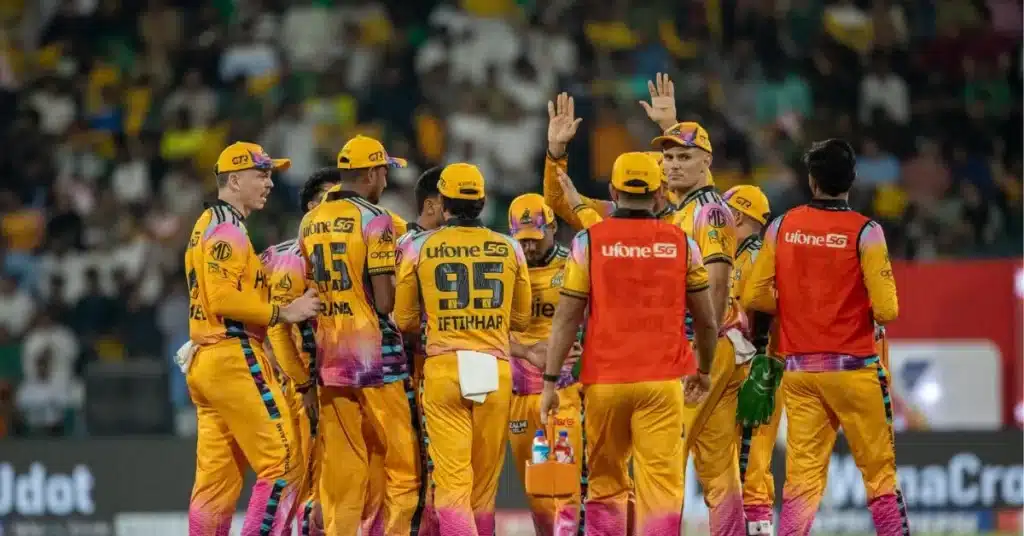 Glory returns as Peshawar Zalmi lift PSL trophy again