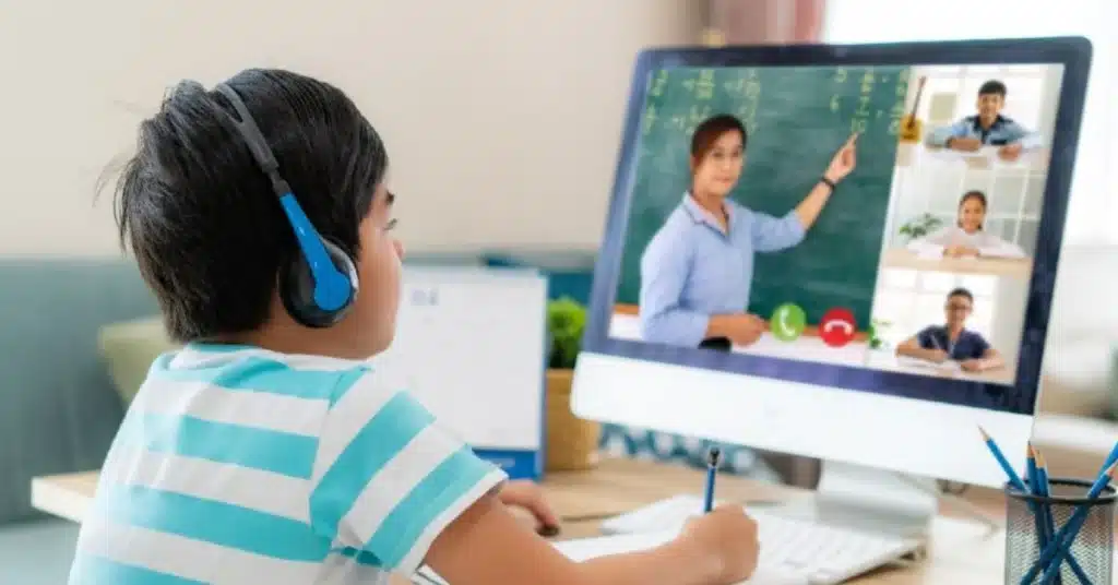 UAE announces online classes across country amid tensions