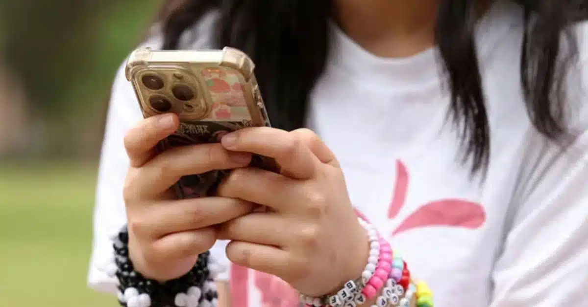 Galaxy owners receive urgent warning over Samsung messages shutdown