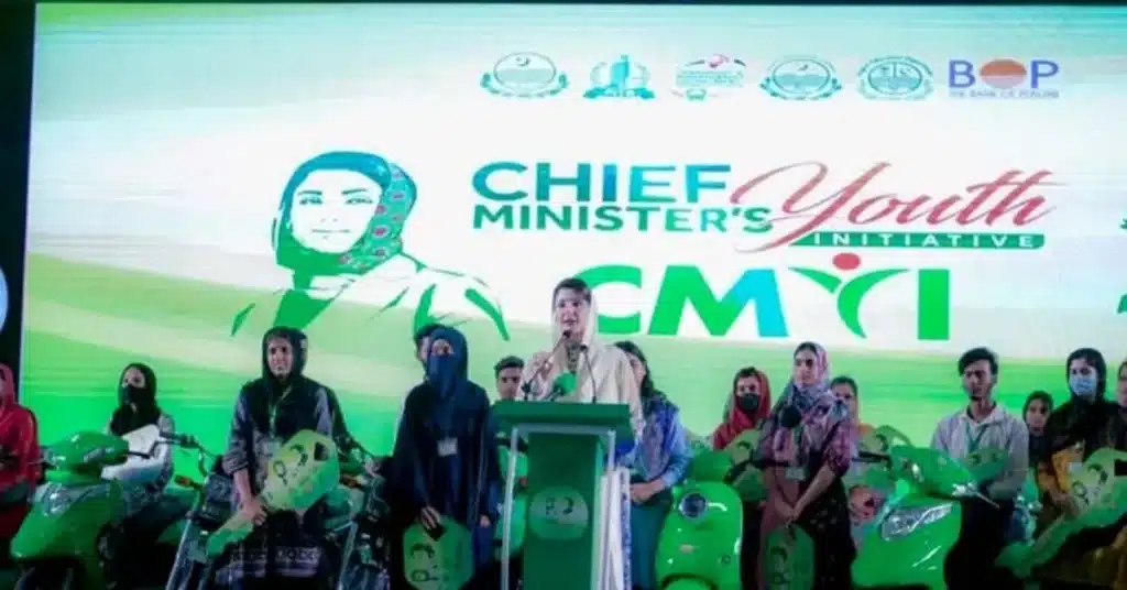 CM Maryam to provide 100,000 free e-bikes to students