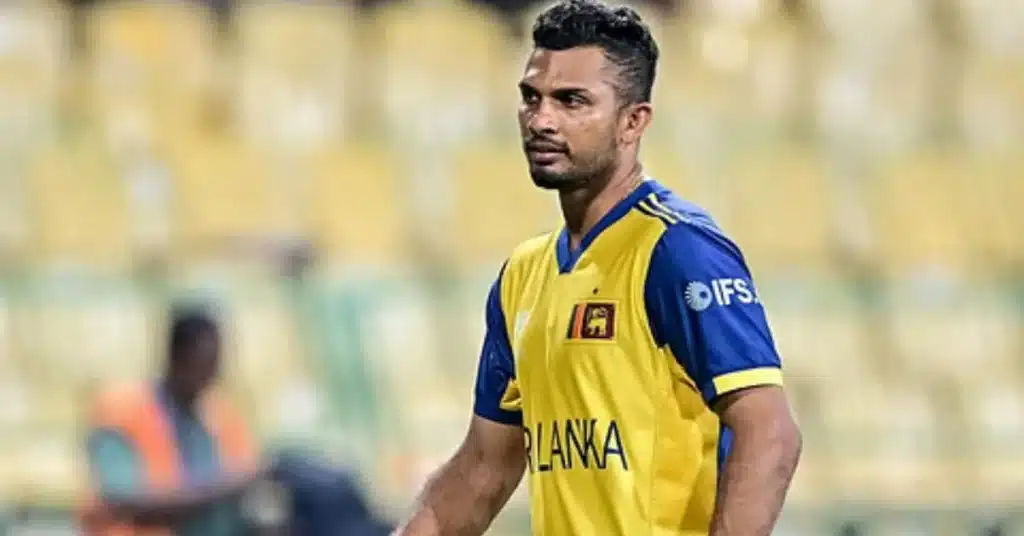 sri lankan bowler