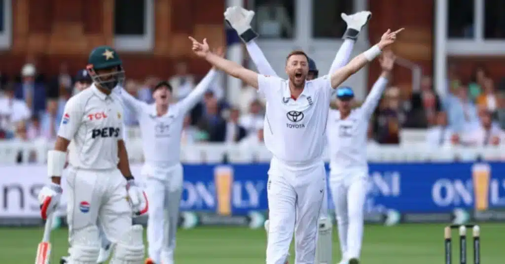 England seal series with 194-run win over Pakistan