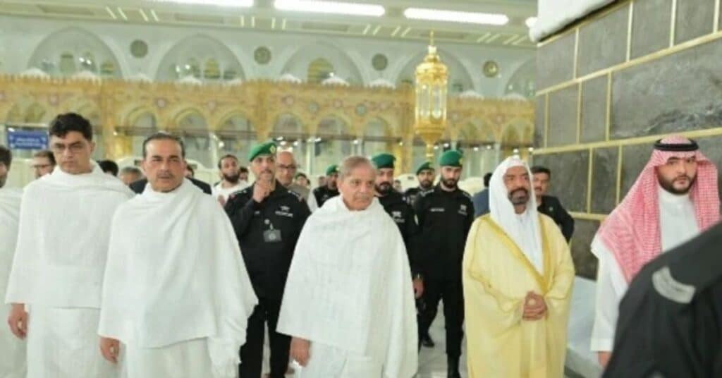 PM Shehbaz, Field Marshal Asim Munir perform Umrah in Makkah