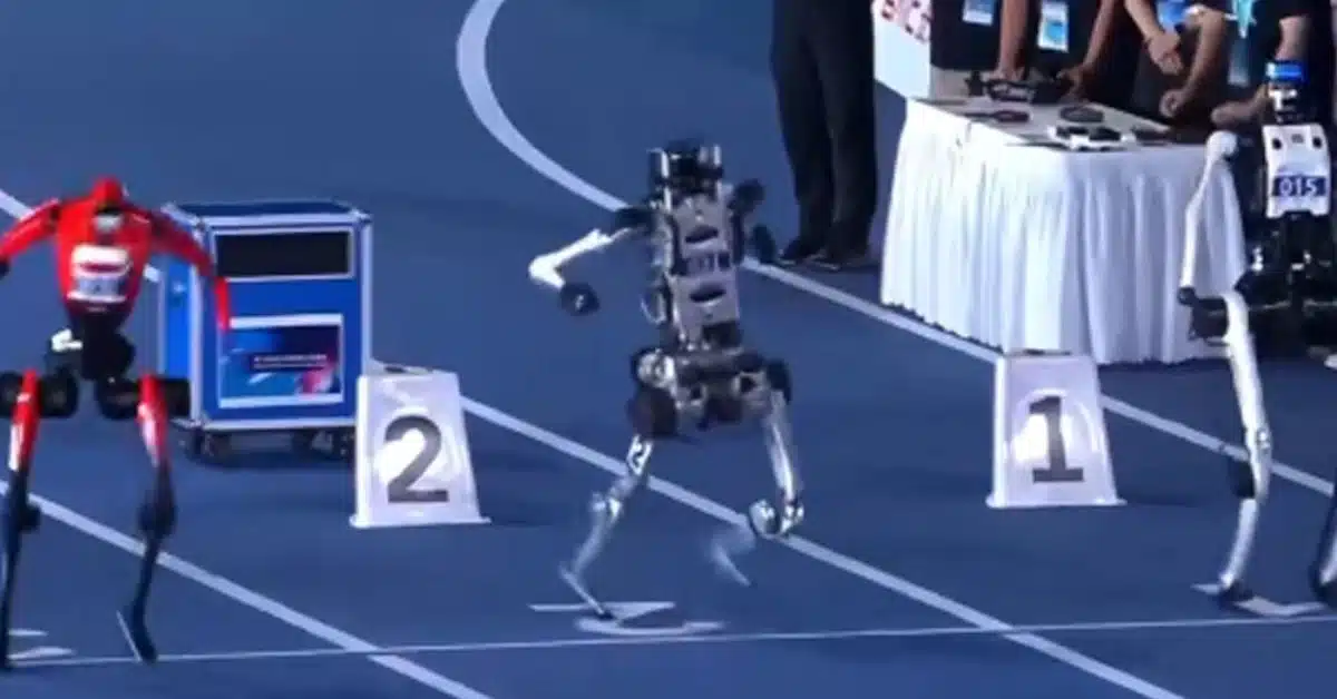 Chinese robot breaks Usain Bolt's record in the 100-meter race