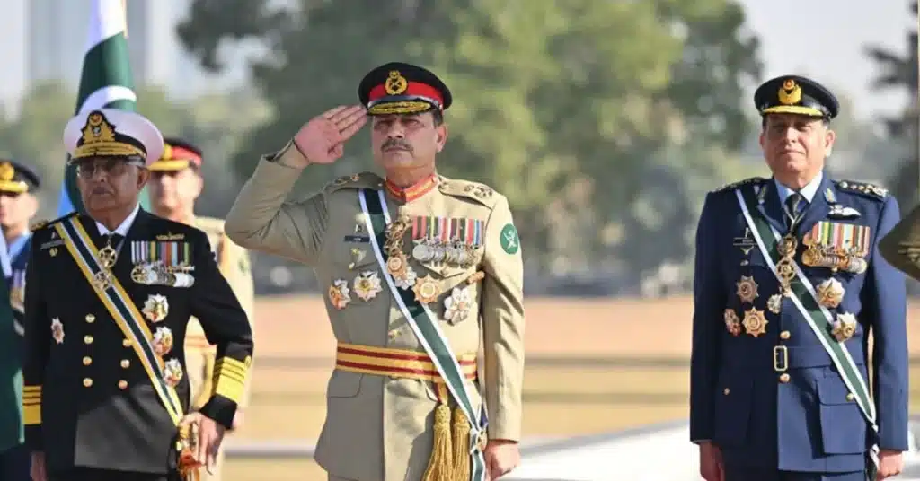 Pakistan armed forces pay tribute to martyrs on 61st Defence Day
