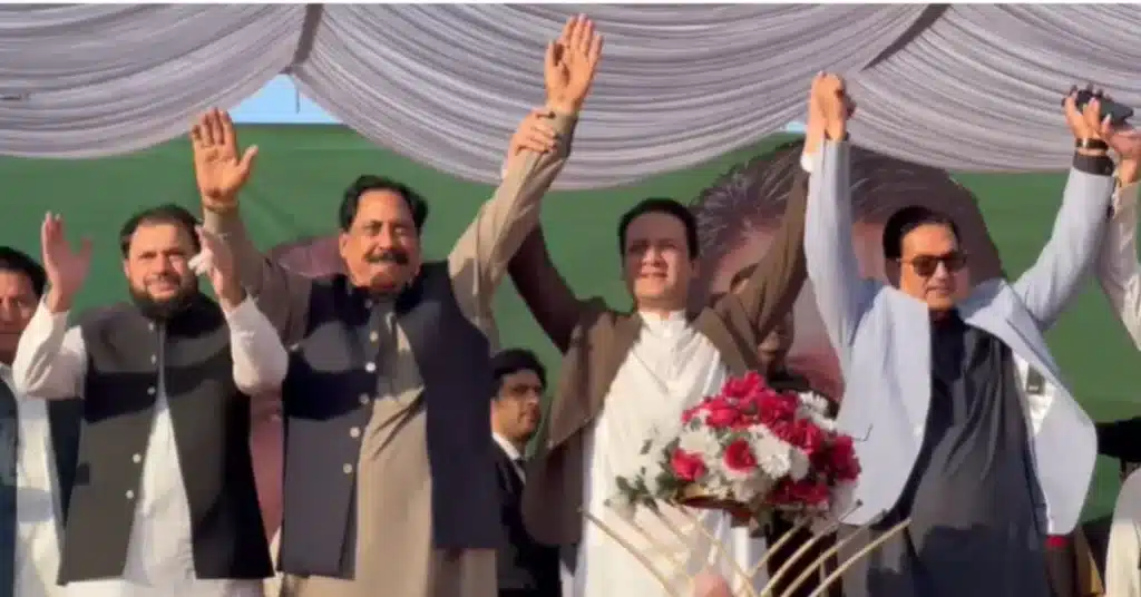 AJK PM Iftikhar Gilani arrives at Kotli Jalsa