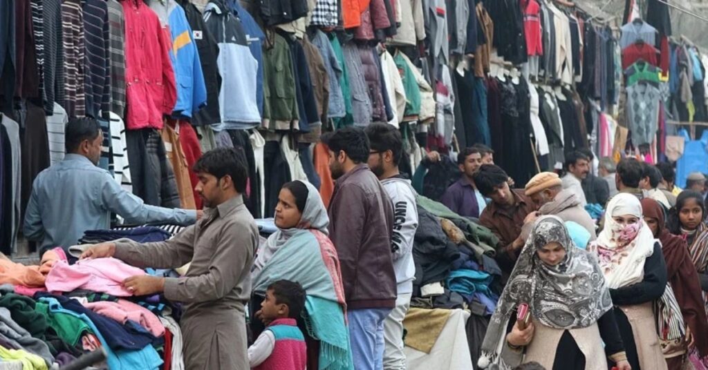 Affordable winter wear draws shoppers to Kotli’s famous Landa market