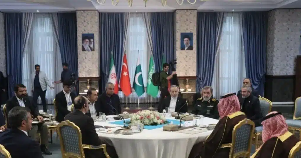 Meeting between Iran, Pakistan, Turkey, Saudi Arabia officials underway in Tehran
